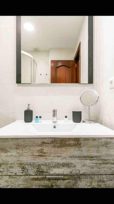 Luxury Apartamento Sevilla Centro -Triana Esterno foto