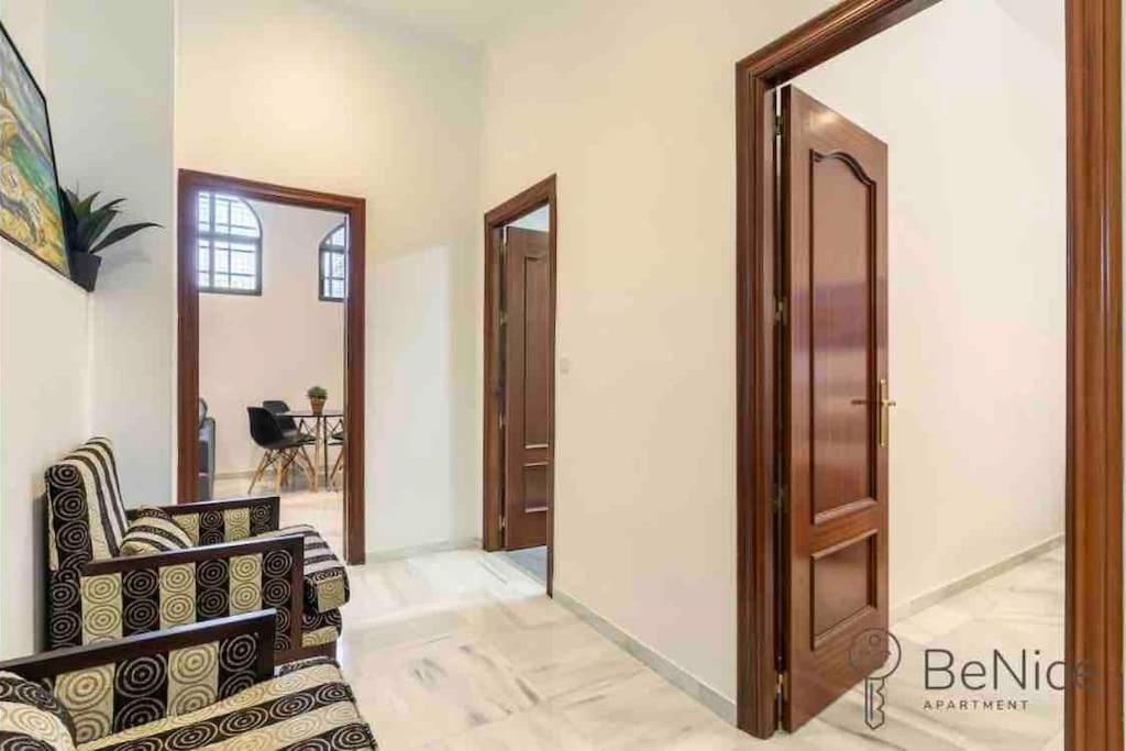 Luxury Apartamento Sevilla Centro -Triana Esterno foto